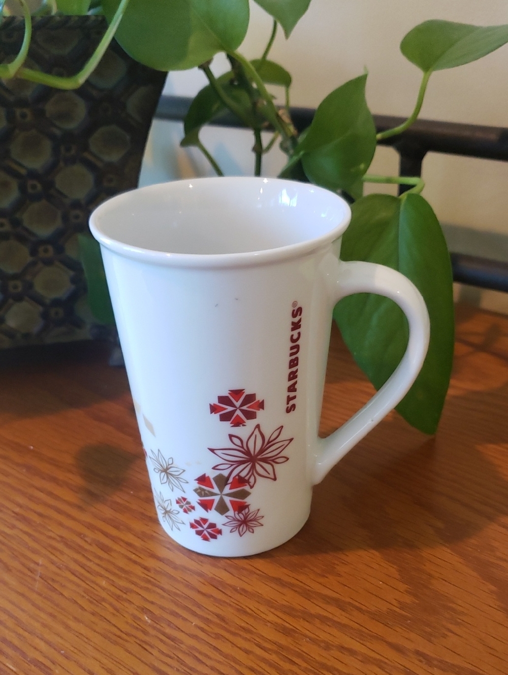 Starbucks 2013 Holiday Mug  -White with Red and Gold Floral Accents -Holds 12 oz
